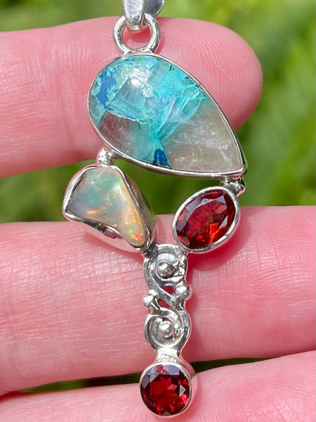 Quantum sales quattro pendant