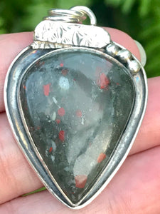 African Bloodstone Pendant - Morganna’s Treasures 