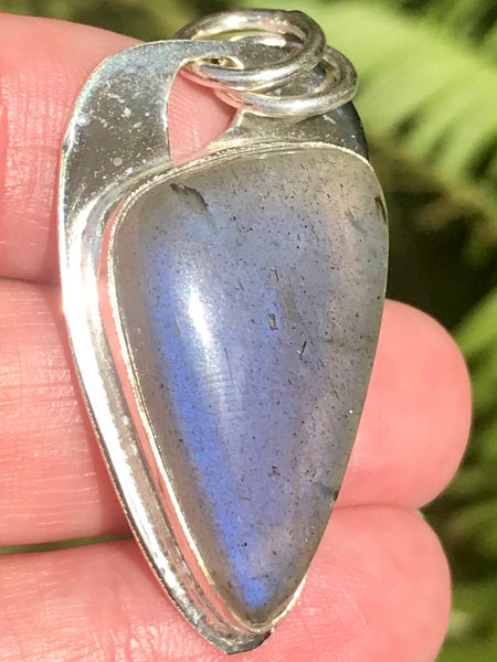 Labradorite Pendant - Morganna’s Treasures 