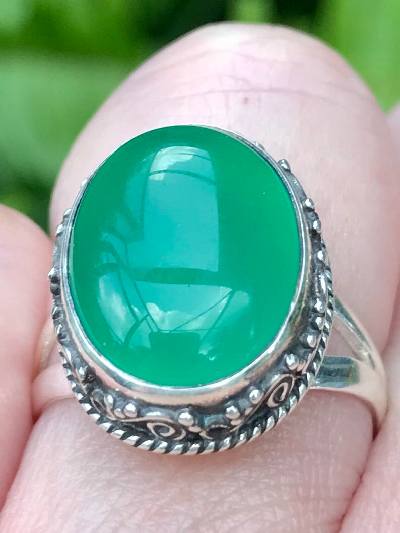 Green Onyx Ring Size 7.5 - Morganna’s Treasures 