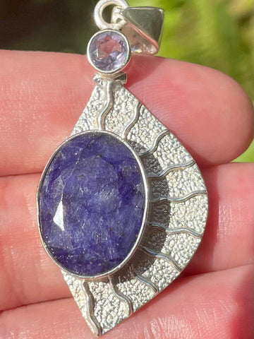 Blue Sapphire and Amethyst Pendant - Morganna’s Treasures 