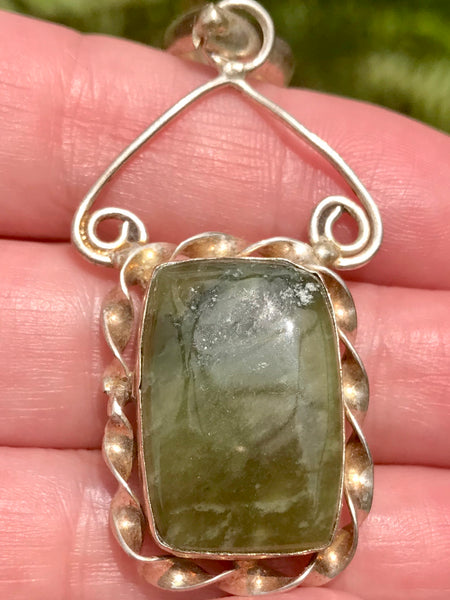 Jade Pendant - Morganna’s Treasures 