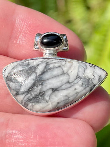 Pinolith Jasper and Black Onyx Pendant - Morganna’s Treasures 