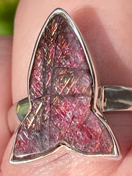 Red Flash Labradorite Arrowhead Ring Size 8 - Morganna’s Treasures 