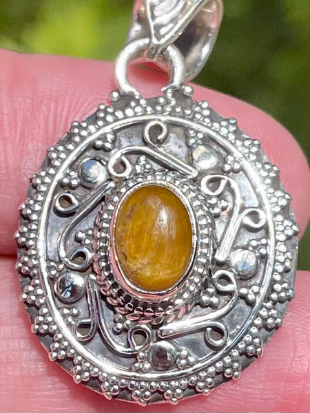 Tigers Eye Pendant - Morganna’s Treasures 