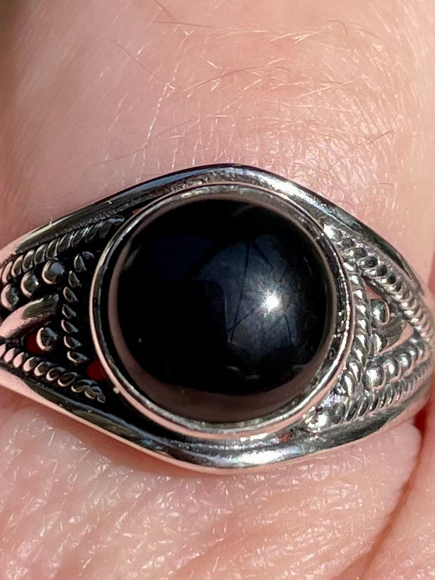 Black Onyx Ring Size 7.5 - Morganna’s Treasures 