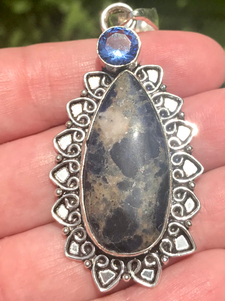 Sodalite and Tanzanite Pendant - Morganna’s Treasures 