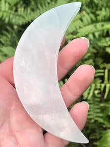 Selenite Carved Moon - Morganna’s Treasures 