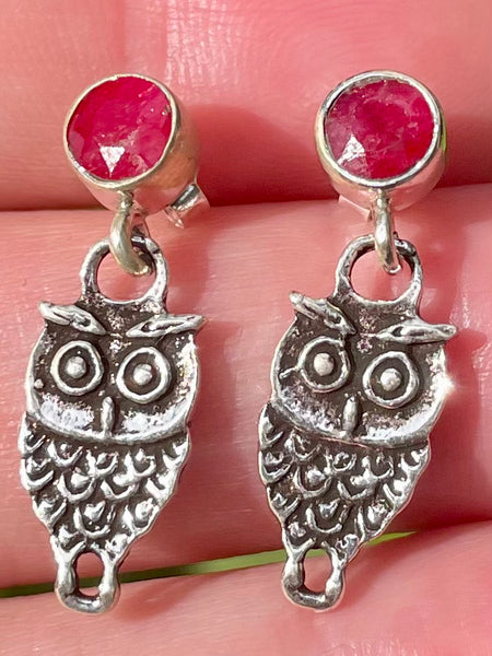 Ruby Owl Studded Earrings - Morganna’s Treasures 