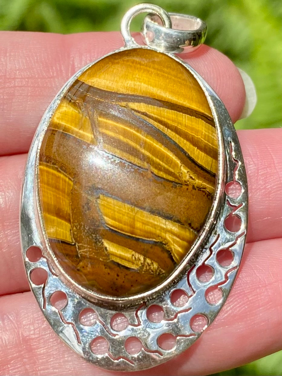 Tigers Eye Pendant - Morganna’s Treasures 