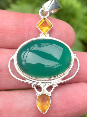 Green Onyx and Citrine Pendant - Morganna’s Treasures 