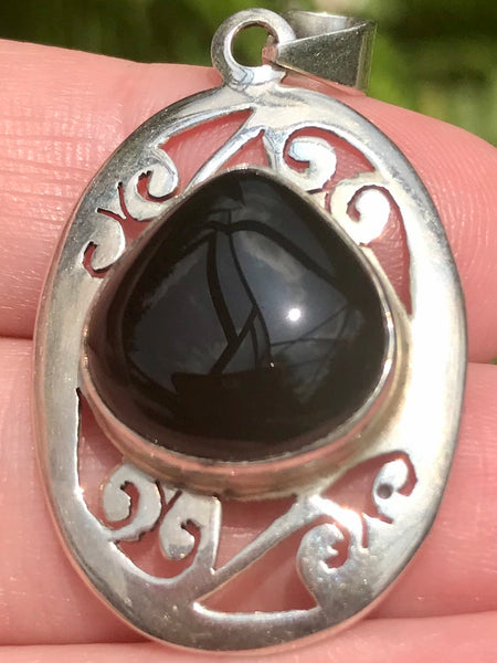 Black Onyx Pendant - Morganna’s Treasures 