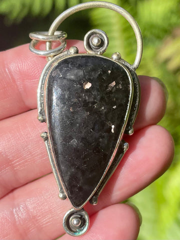 Nuummite Pendant - Morganna’s Treasures 