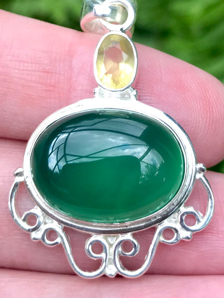 Green Onyx and Citrine Pendant - Morganna’s Treasures 